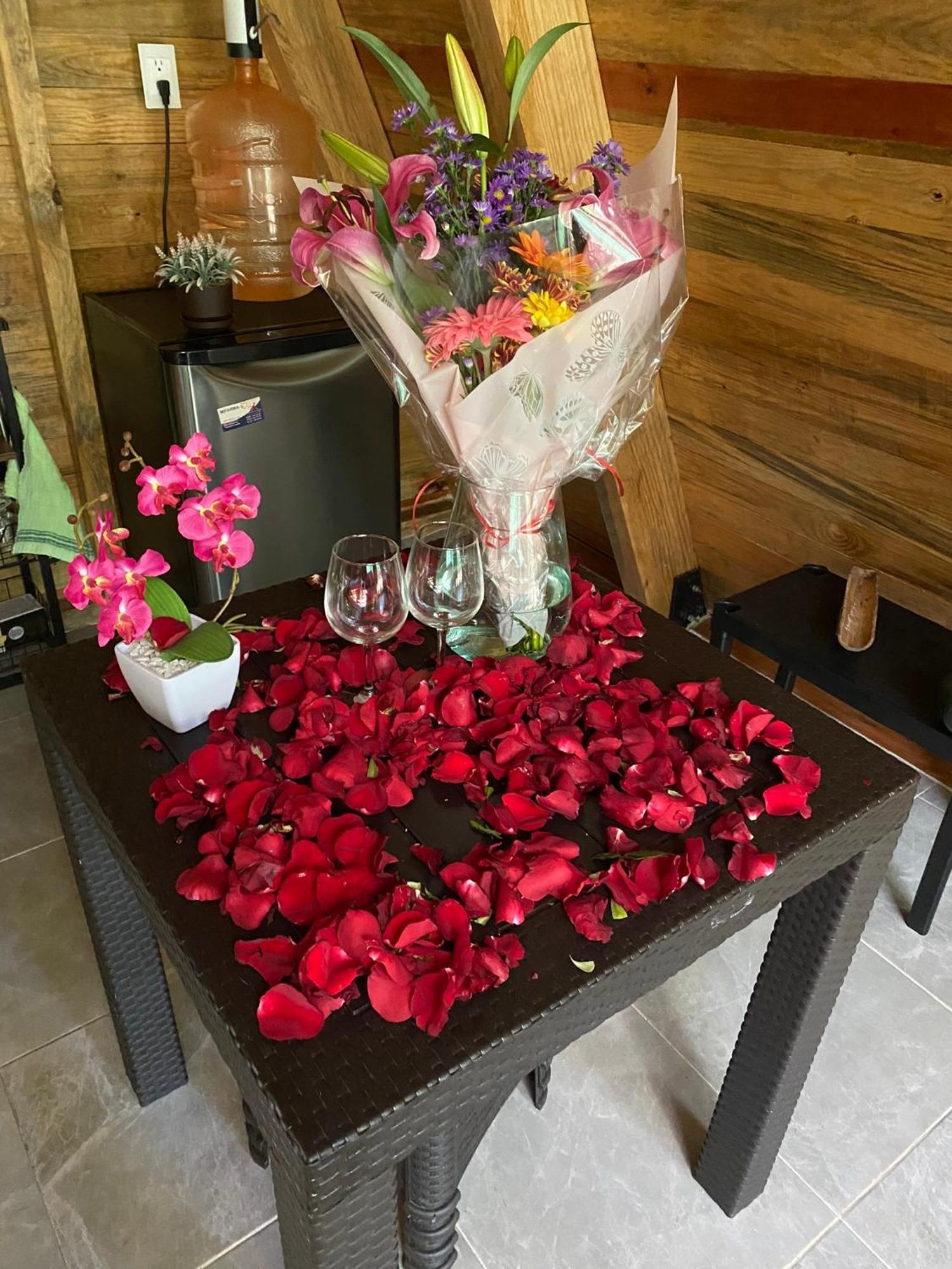 Cabanas Alpina, Romantica Y Acogedora A 10 Minutos Del Centro เตโปซตลัน ภายนอก รูปภาพ